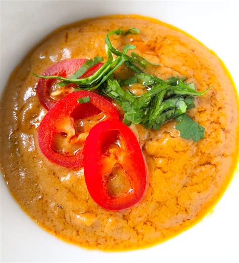 How many protein are in spicy thai style with peanut sauce (68119.0) - calories, carbs, nutrition