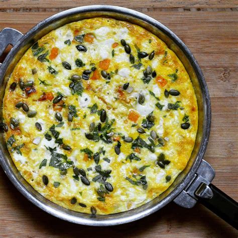 How many protein are in spinach, onion and feta frittata - calories, carbs, nutrition