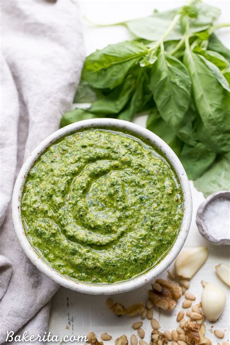 How many protein are in spinach - basil pesto - calories, carbs, nutrition