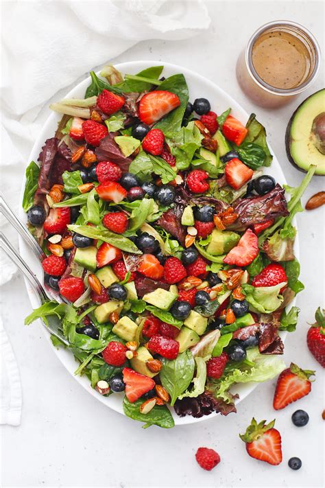 How many protein are in spring berry salad - calories, carbs, nutrition