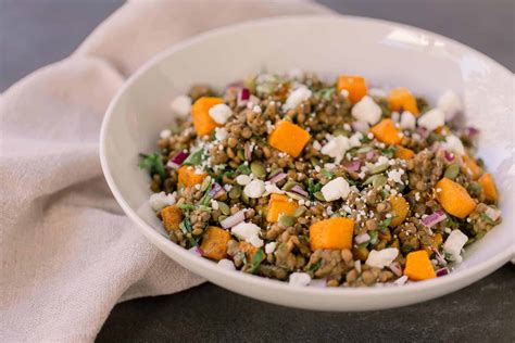 How many protein are in squash, lentil, and goat cheese salad - calories, carbs, nutrition