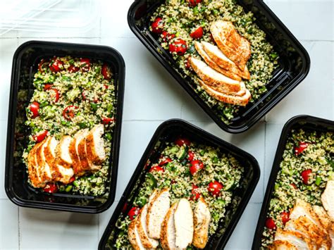 How many protein are in sriracha chicken kebabs, broccoli and quinoa tabouleh - calories, carbs, nutrition