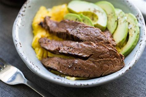 How many protein are in steak and egg bowl - calories, carbs, nutrition