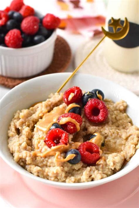 How many protein are in steel cut oatmeal with apples & walnuts - calories, carbs, nutrition