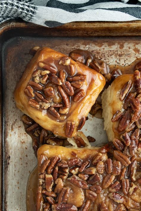 How many protein are in sticky bun 1 ea - calories, carbs, nutrition