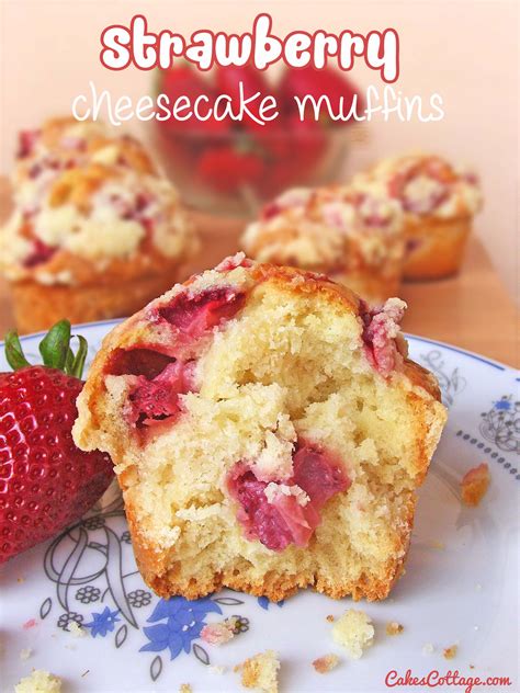 How many protein are in strawberry cheesecake muffin - calories, carbs, nutrition