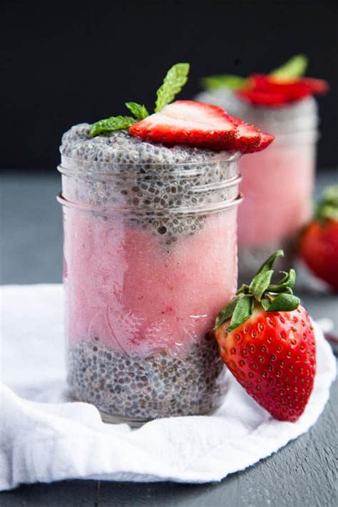 How many protein are in strawberry chia pudding parfait - calories, carbs, nutrition