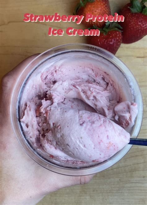 How many protein are in strawberry ice cream - calories, carbs, nutrition