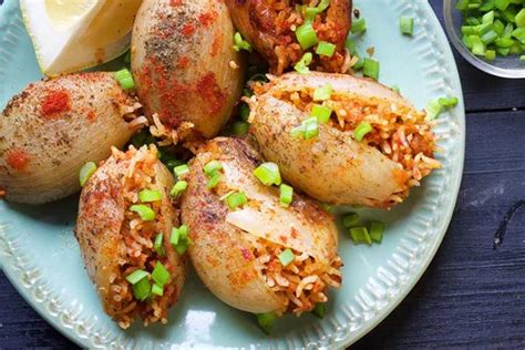 How many protein are in stuffed onions - calories, carbs, nutrition