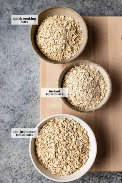 How many protein are in subc sub roll white wheat rolled oat 12