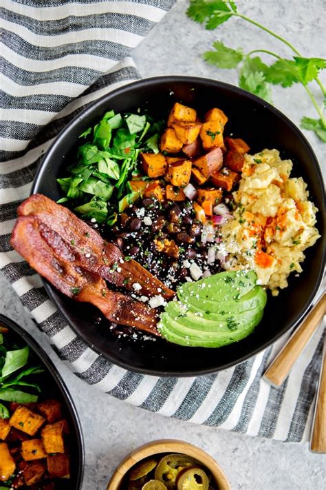 How many protein are in sweet potato, spinach and feta breakfast bowl - calories, carbs, nutrition