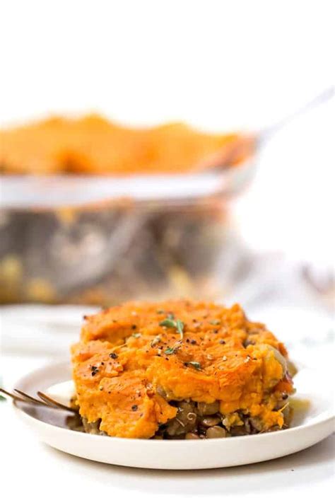 How many protein are in sweet potato vegetarian shepherd's pie - calories, carbs, nutrition