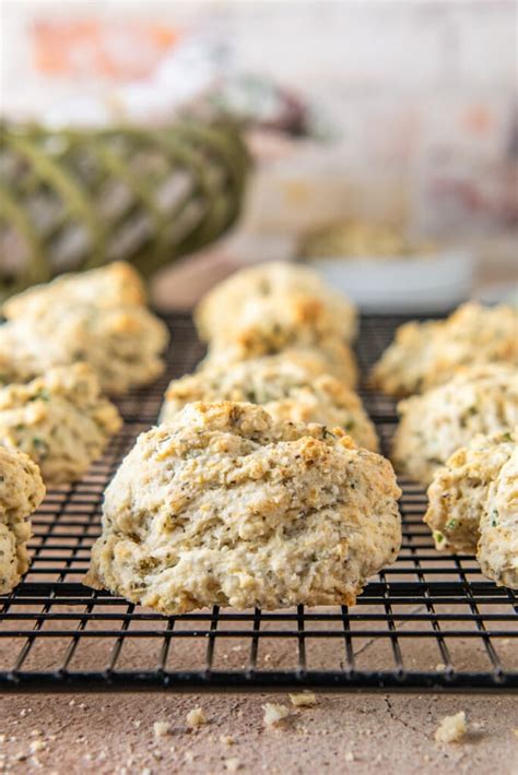 How many protein are in tarragon herb drop biscuits - calories, carbs, nutrition