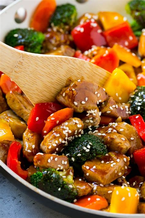 How many protein are in teriyaki cashew pork stir fry - calories, carbs, nutrition