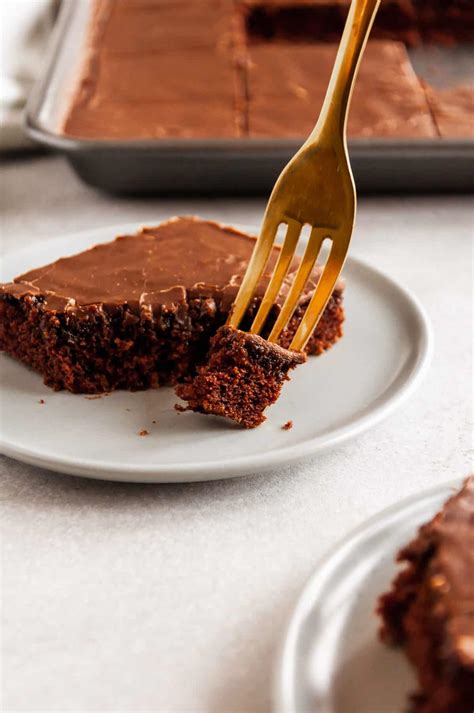 How many protein are in texas sheet cake - calories, carbs, nutrition