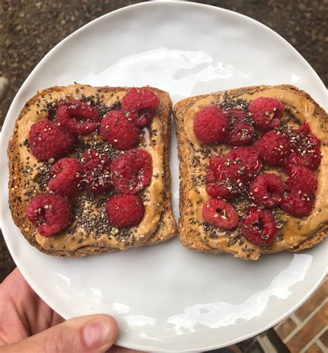 How many protein are in texas toast pb & j - calories, carbs, nutrition