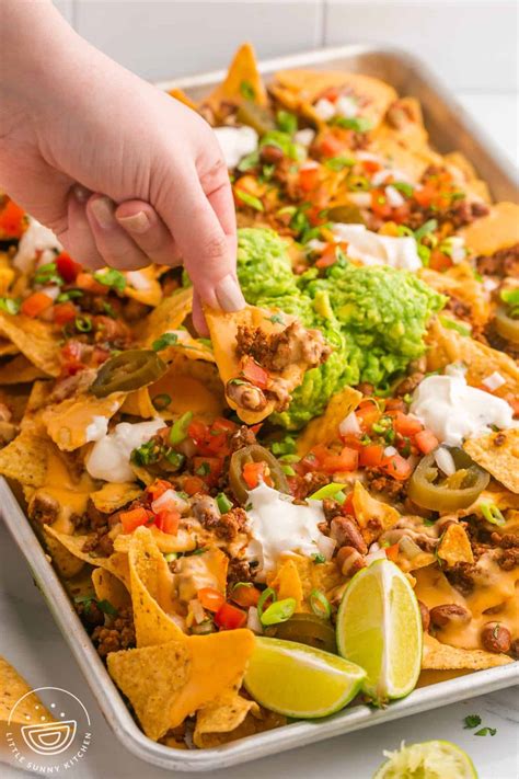 How many protein are in thab nachos beef barbacoa - calories, carbs, nutrition