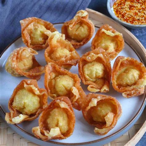 How many protein are in thai 7-pepper spiced wontons - calories, carbs, nutrition