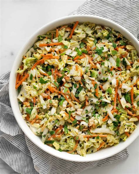 How many protein are in thai beef napa cabbage salad - calories, carbs, nutrition