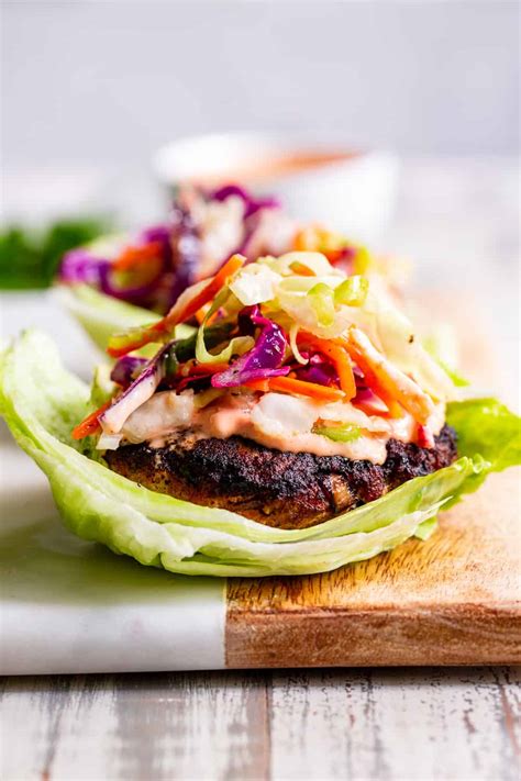 How many protein are in thai turkey burger- medium - calories, carbs, nutrition