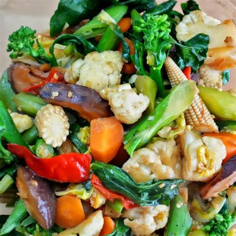 How many protein are in thai vegetable & soya bean stir fry (pad ped jay) - calories, carbs, nutrition