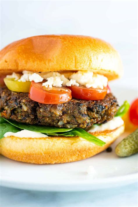 How many protein are in the ultimate veggie burger - calories, carbs, nutrition