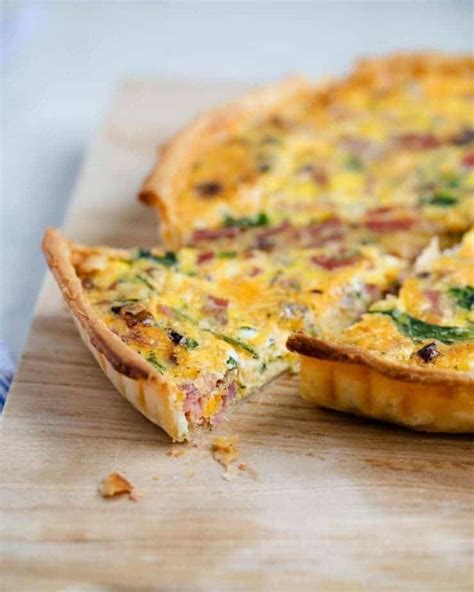 How many protein are in thursday's collaboration breakfast with ham and cheddar quiche - calories, carbs, nutrition