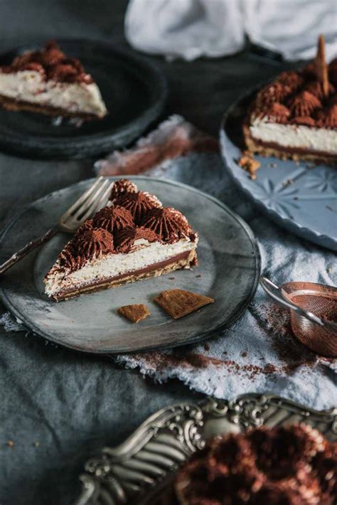 How many protein are in tiramisu tartlet - calories, carbs, nutrition