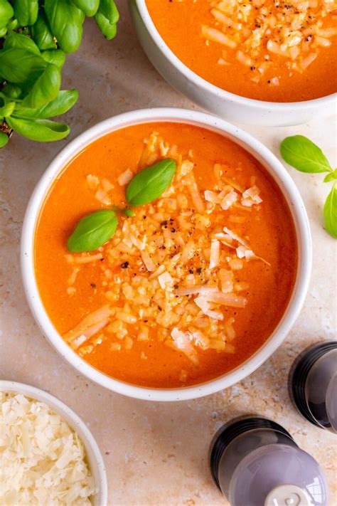 How many protein are in tomato soup - calories, carbs, nutrition