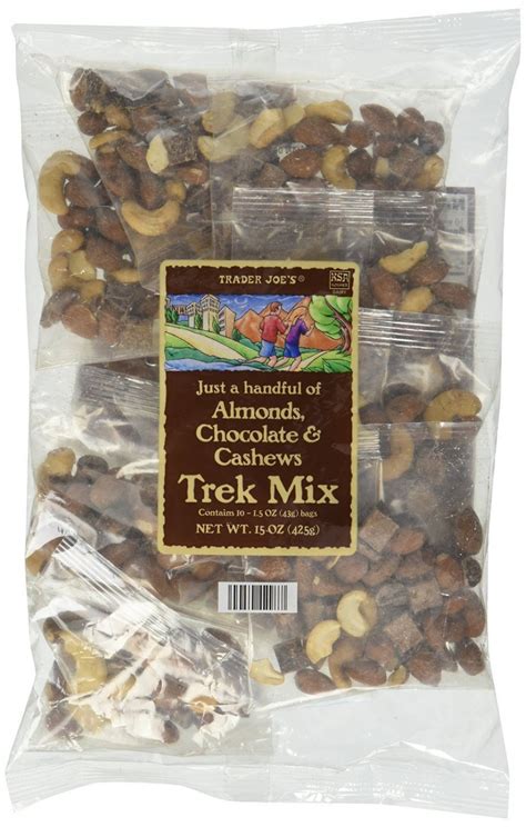 How many protein are in trek mix granola - calories, carbs, nutrition