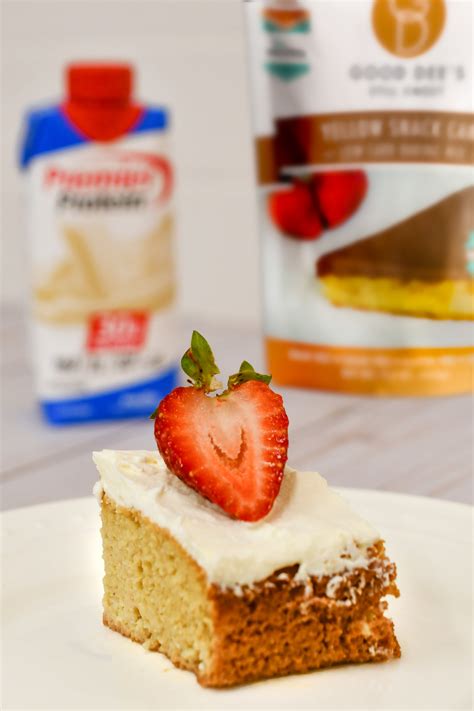 How many protein are in tres leches - calories, carbs, nutrition