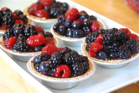 How many protein are in triple berry tartlet - calories, carbs, nutrition