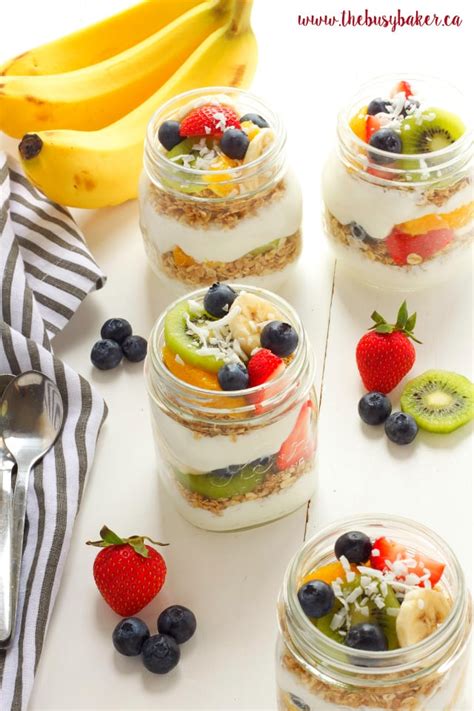 How many protein are in tropical fruit and berry parfait - calories, carbs, nutrition