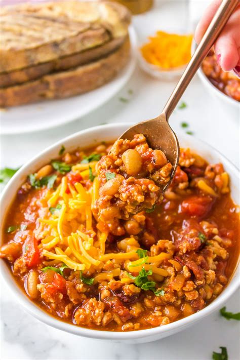 How many protein are in turkey and bean chili - calories, carbs, nutrition