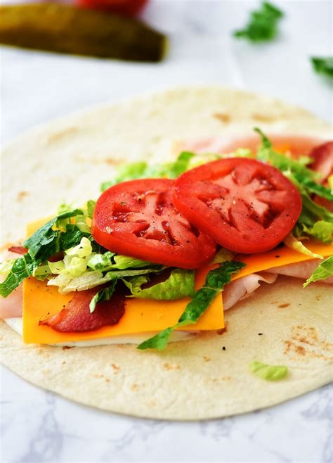 How many protein are in turkey ranch wrap - calories, carbs, nutrition