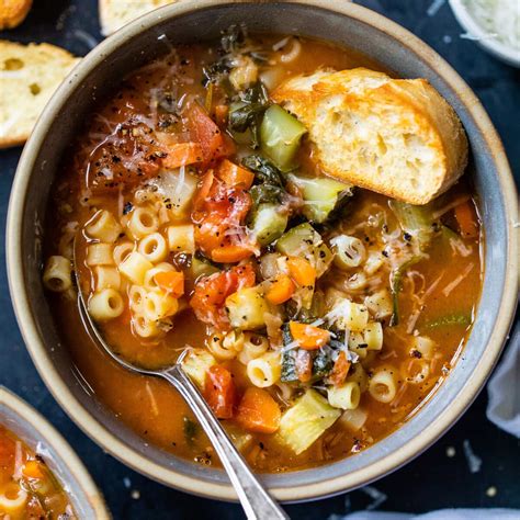 How many protein are in tuscan minestrone soup (mindful) 12 oz - calories, carbs, nutrition