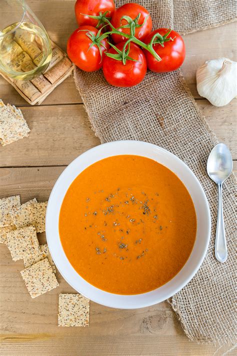 How many protein are in tuscan tomato bisque - calories, carbs, nutrition