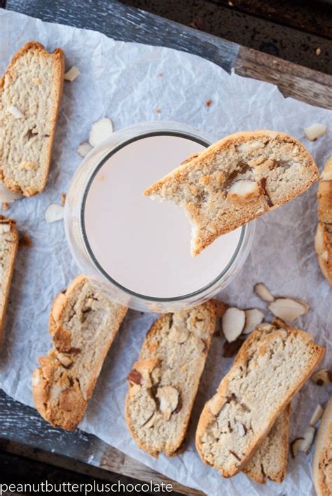 How many protein are in vanilla almond biscotti - calories, carbs, nutrition