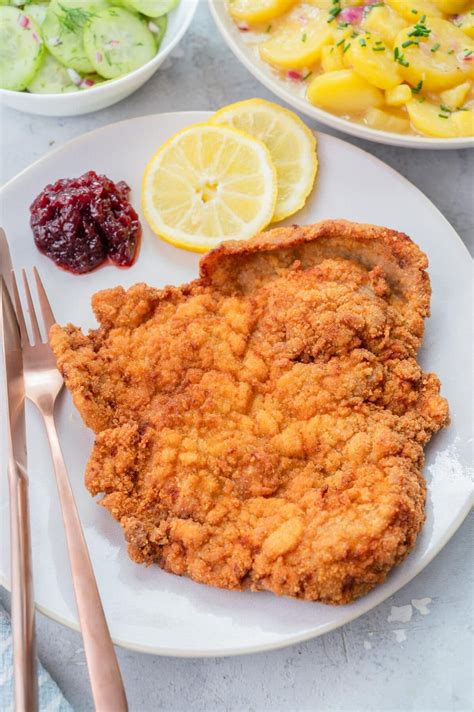 How many protein are in veal schnitzel - calories, carbs, nutrition