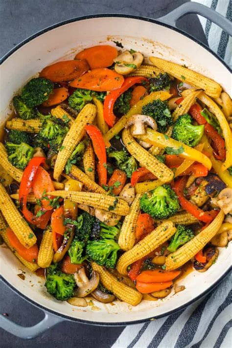 How many protein are in vegetable stir fry - calories, carbs, nutrition