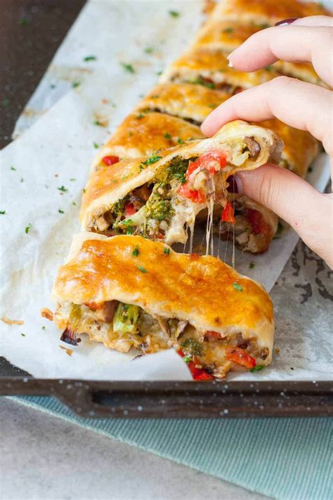 How many protein are in vegetable strudel marinara - calories, carbs, nutrition