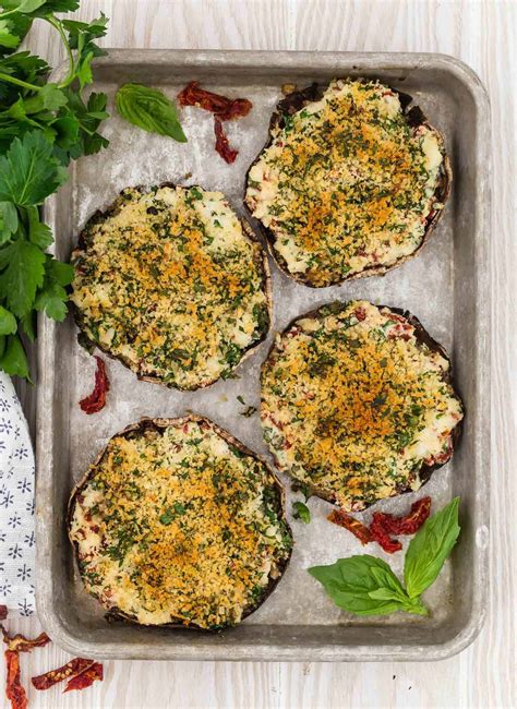 How many protein are in vegetable stuffed portobello mushrooms-occ - calories, carbs, nutrition