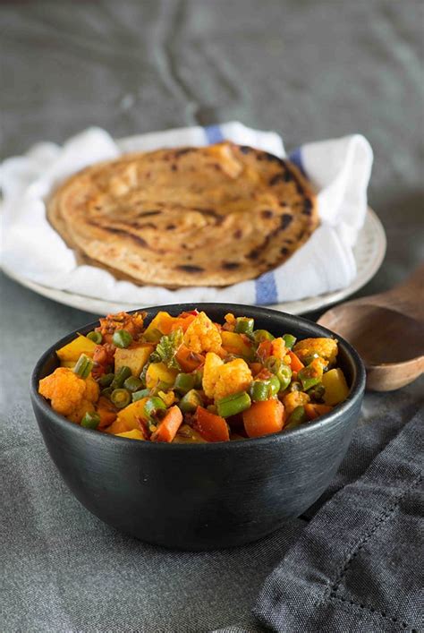 How many protein are in vegetables sabzi curry monsoon 1 cup - calories, carbs, nutrition