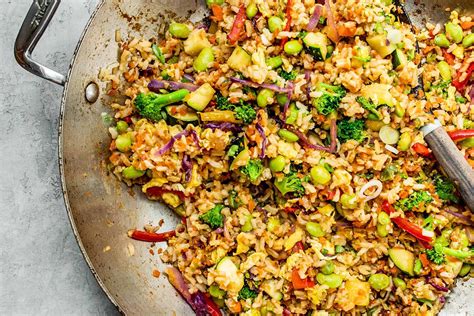 How many protein are in vegetarian fried rice - calories, carbs, nutrition