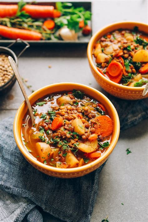 How many protein are in vegetarian lentil soup (62083.2) - calories, carbs, nutrition