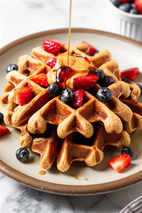How many protein are in waffles french with strawberry - calories, carbs, nutrition