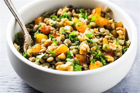 How many protein are in warm armenian lentils with yogurt - calories, carbs, nutrition