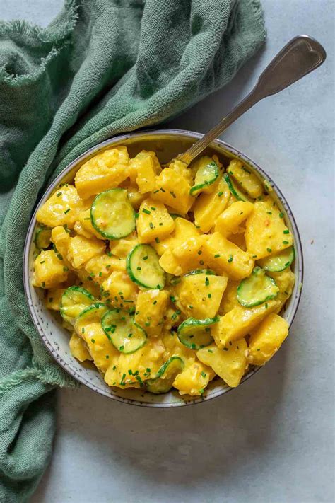 How many protein are in warm german potato salad - calories, carbs, nutrition
