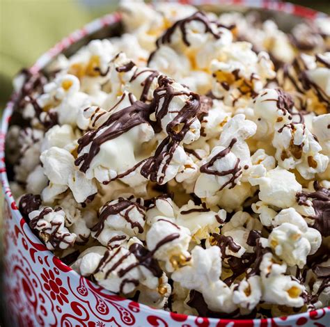 How many protein are in white and dark chocolate drizzled popcorn - calories, carbs, nutrition