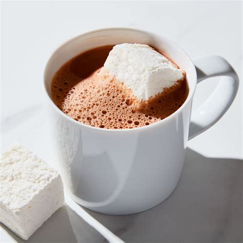 How many protein are in white hot chocolate - short - 2% milk - no whipped cream - calories, carbs, nutrition